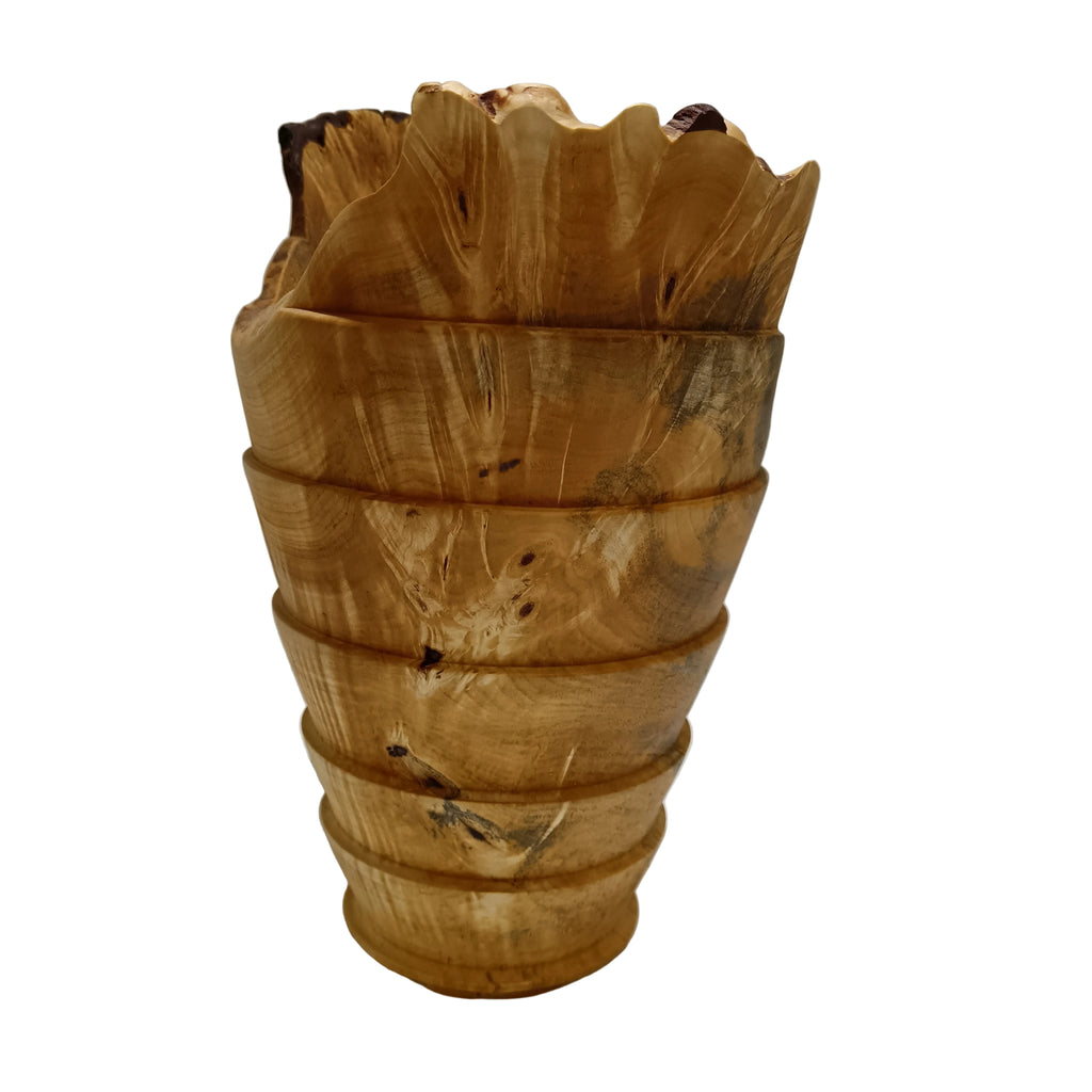 Handgedrechselte Kastanienholz Vase mit Naturkante – Unikat